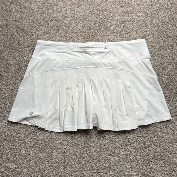 Lululemon Circuit Breaker Skirt - Picture 2 of 5